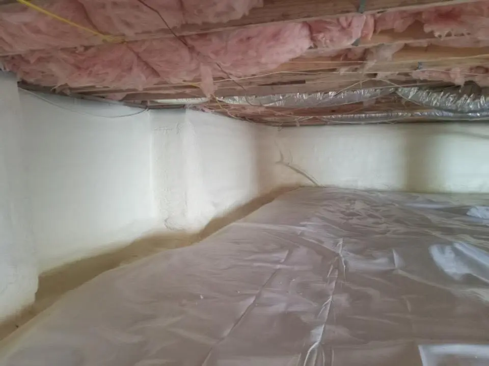 Crawl space encapsulation with closed-cell spray foam for Roof Maintenance in Lutz
